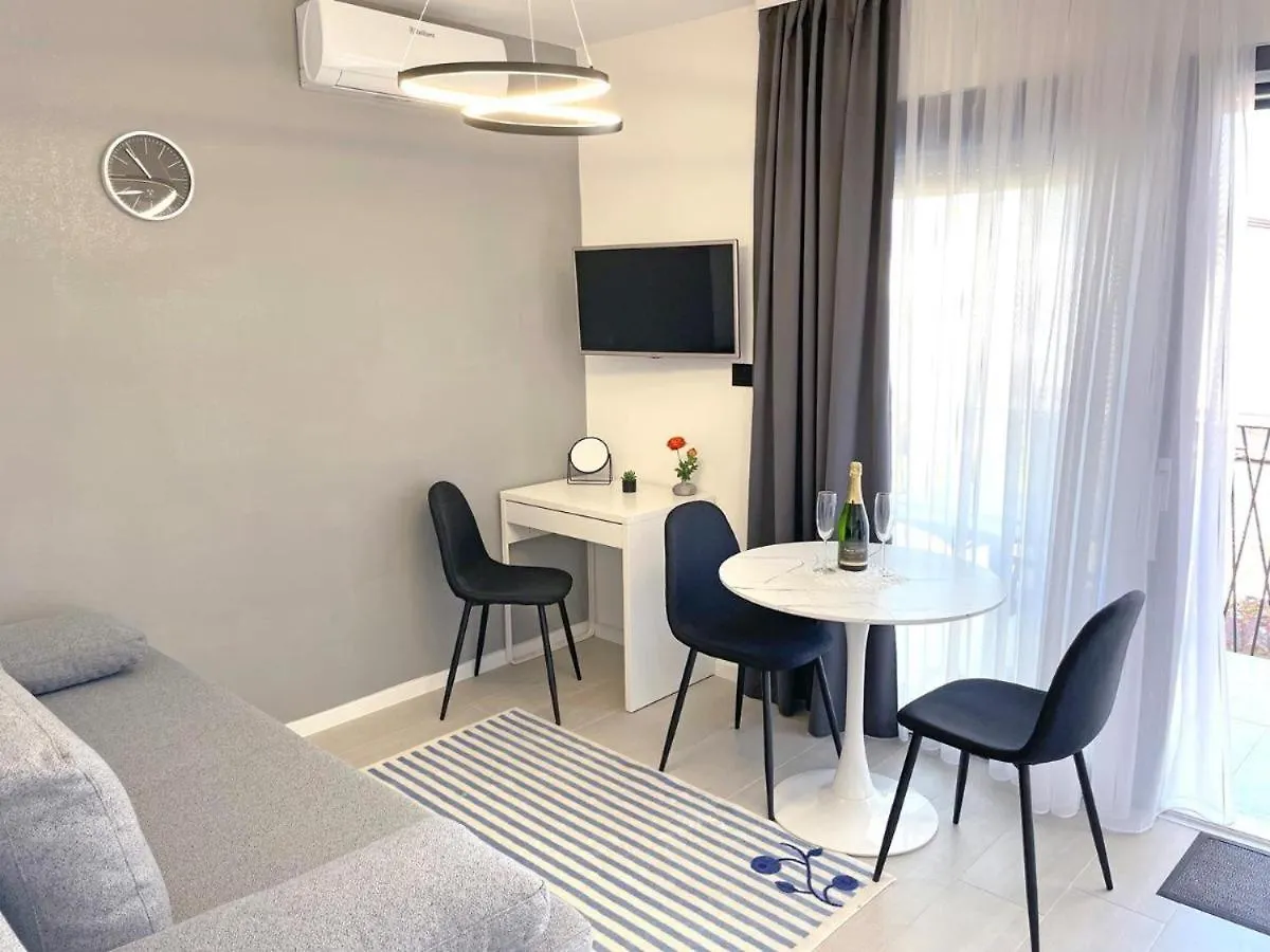 Apartment Luxury Studio Rim Tim Malinska